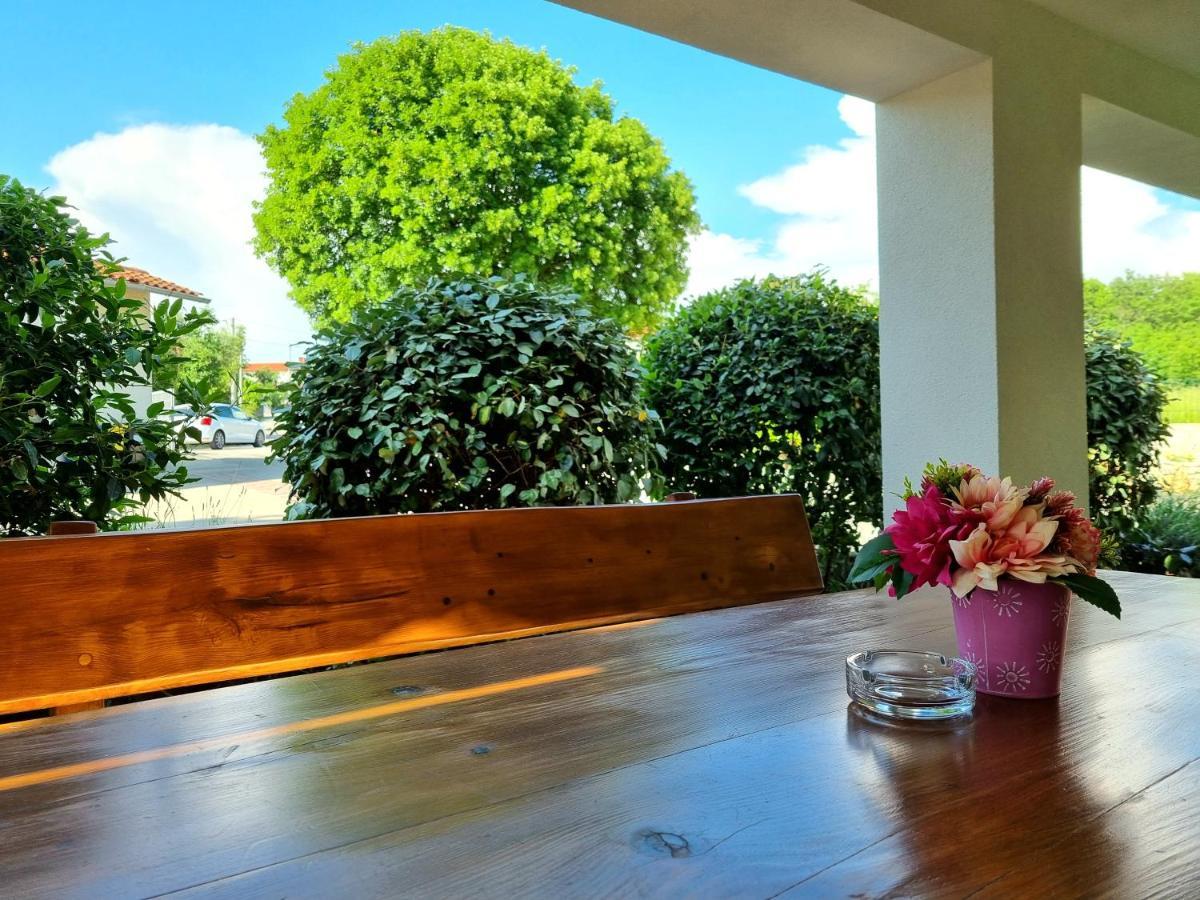 Apartment Deni Skrbcici Ngoại thất bức ảnh